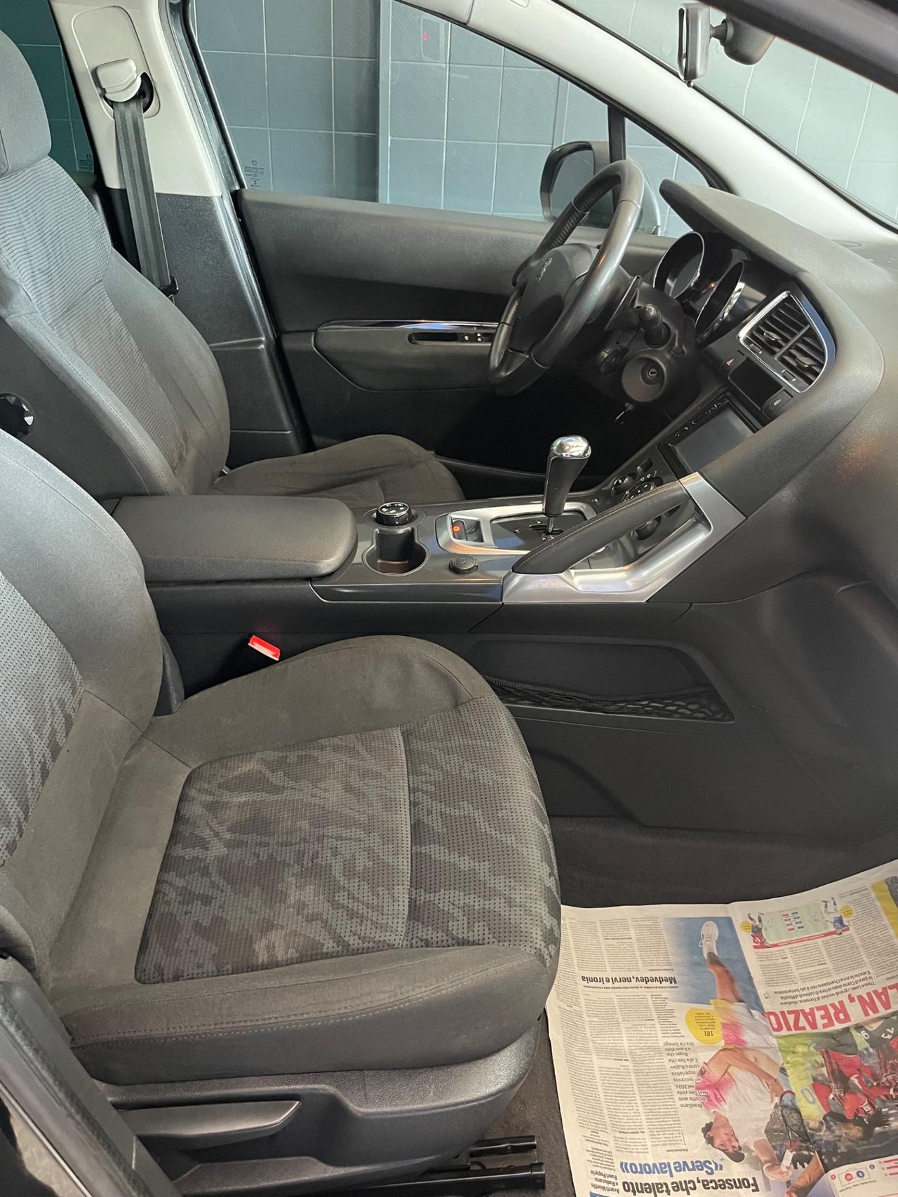 Peugeot 3008 1.6 HDi 115CV Business