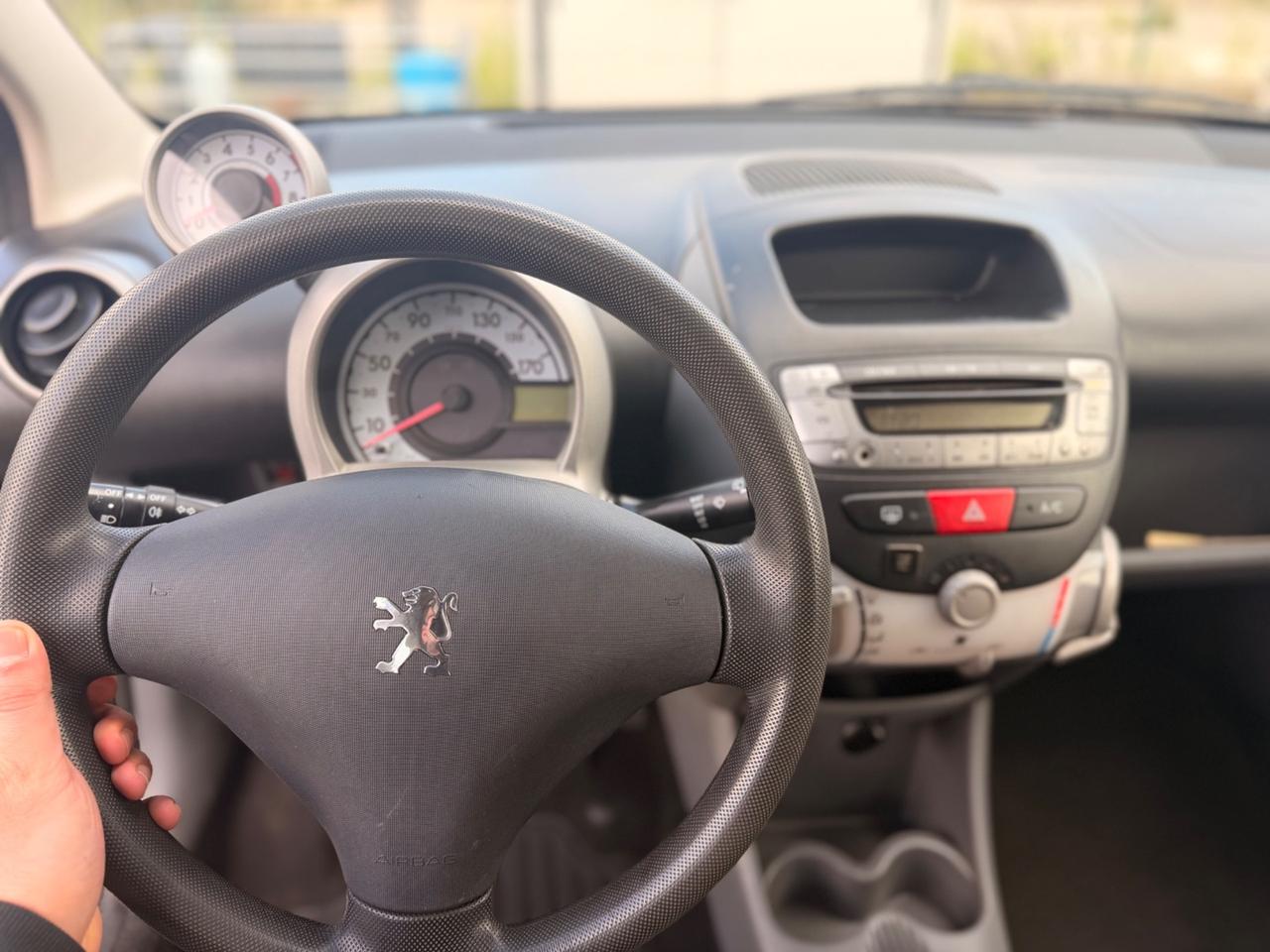 Peugeot 107 1.0 68CV 5p. Sweet Years