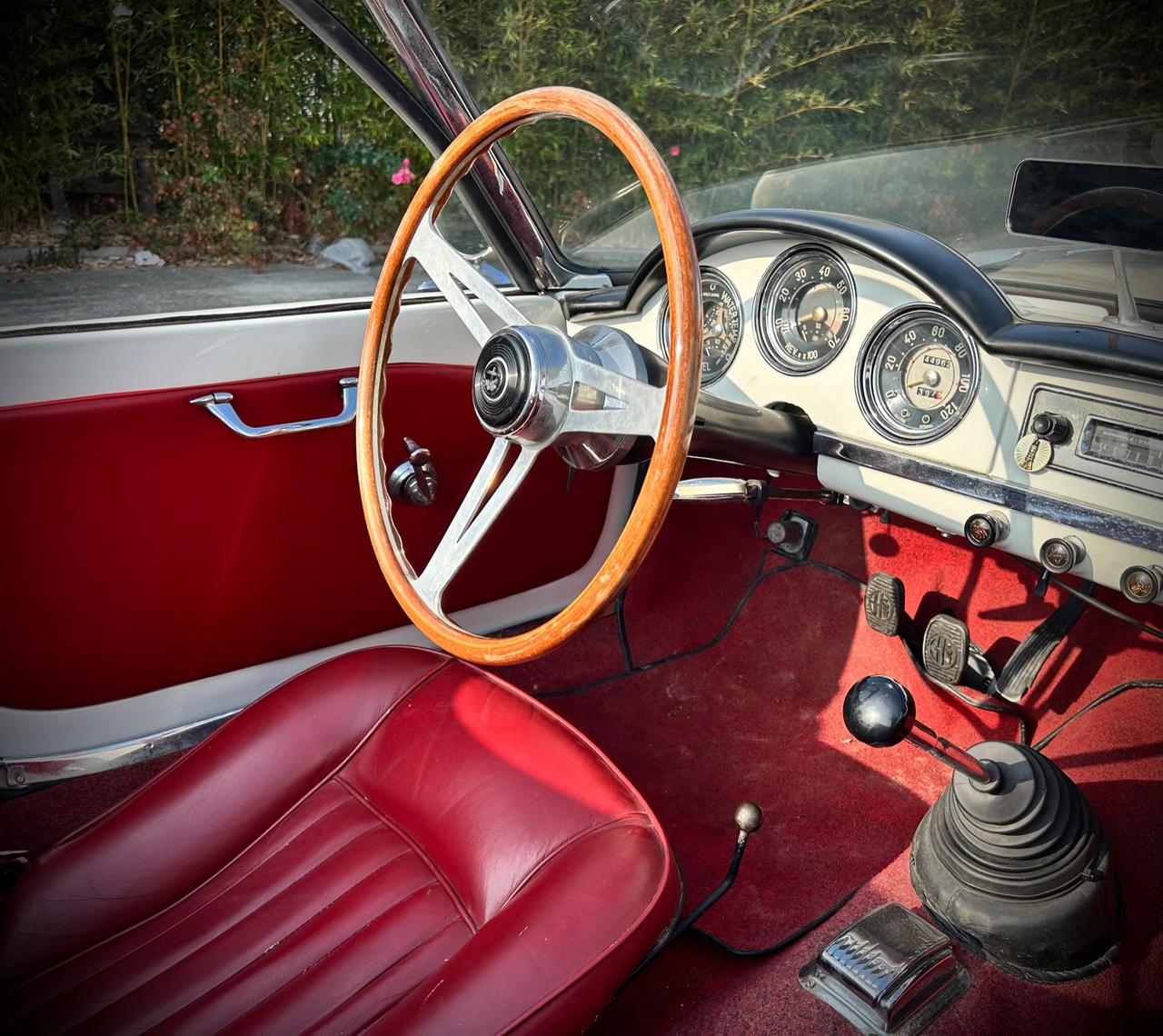 Alfa Romeo Giulietta Spider 1.3 LITRI BIALBERO - STILE PININ FARINA