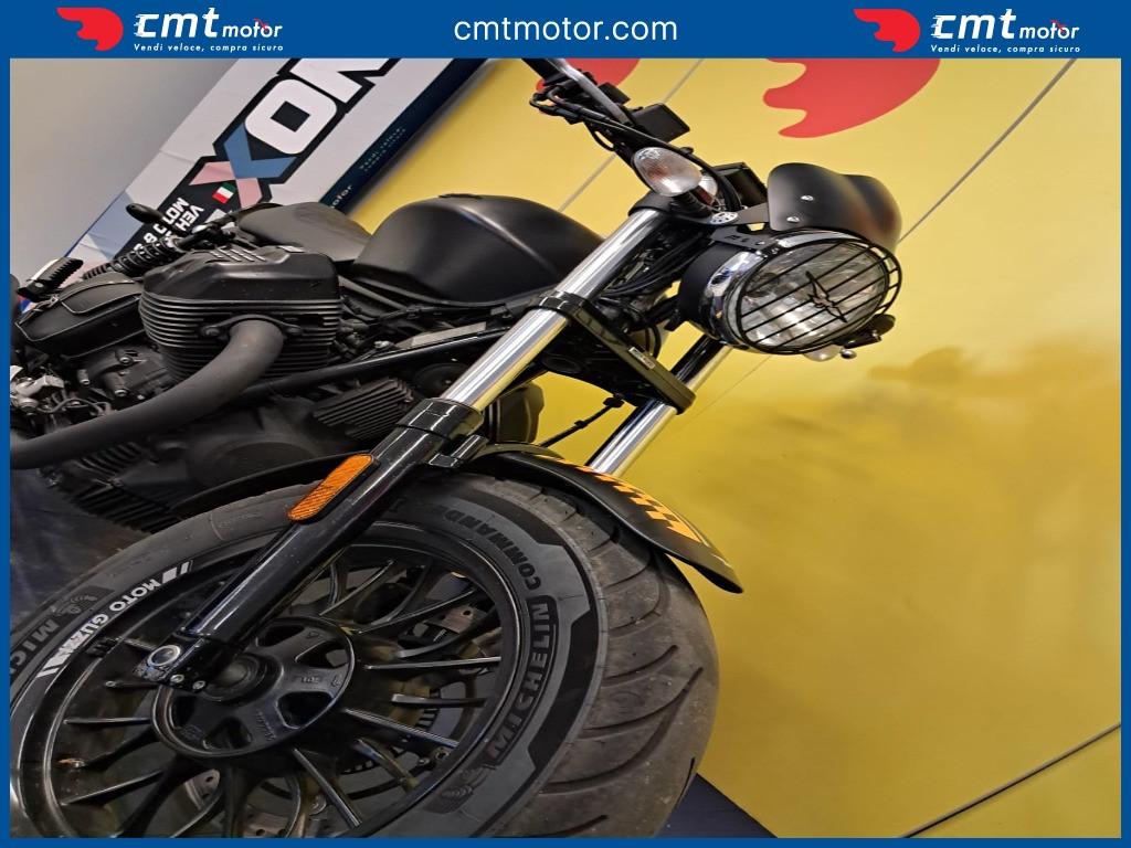 Moto Guzzi V9 - 2017