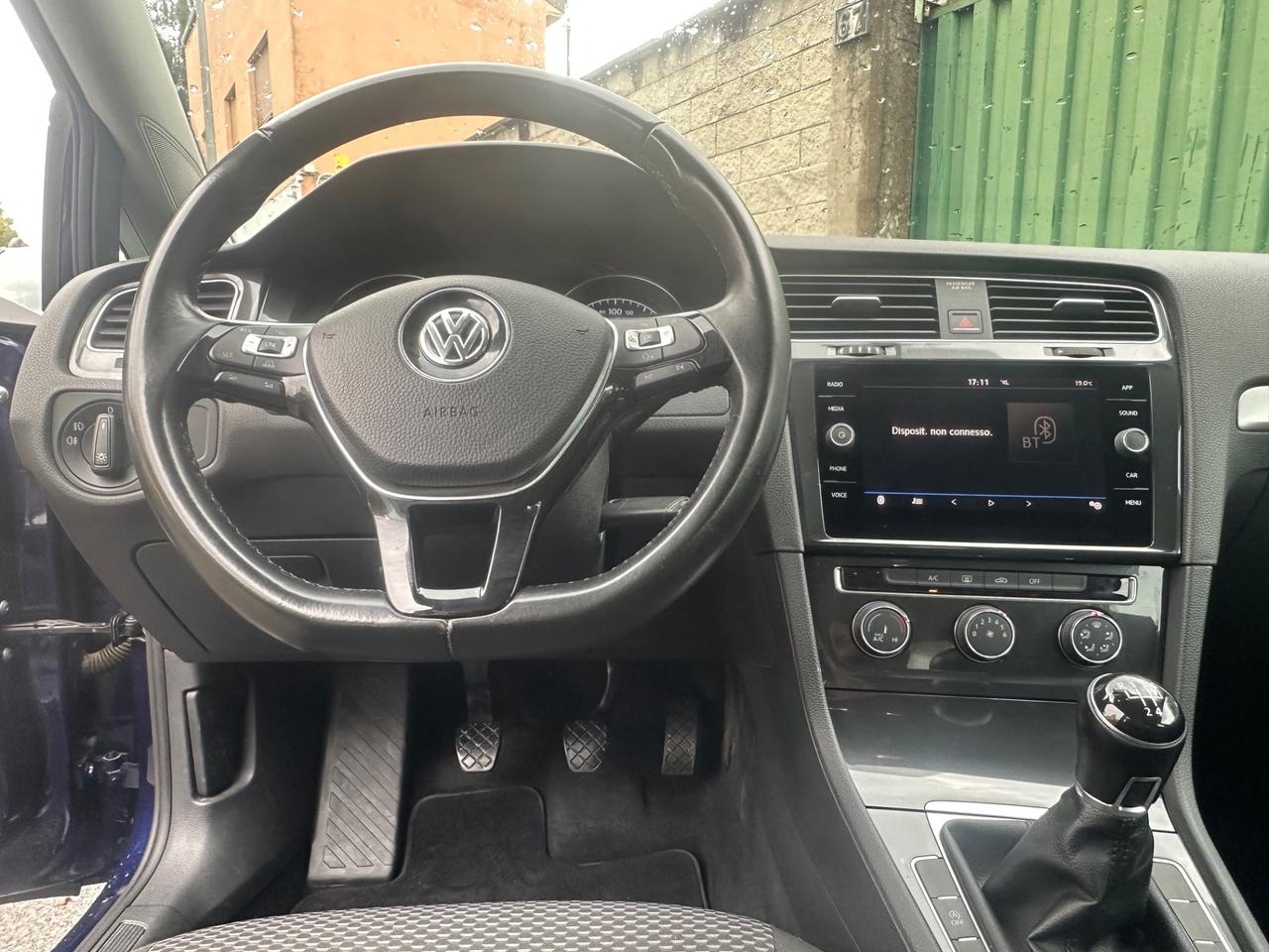 Volkswagen Golf 1.0 TSI 85 CV 5p. Trendline BlueMotion Technology