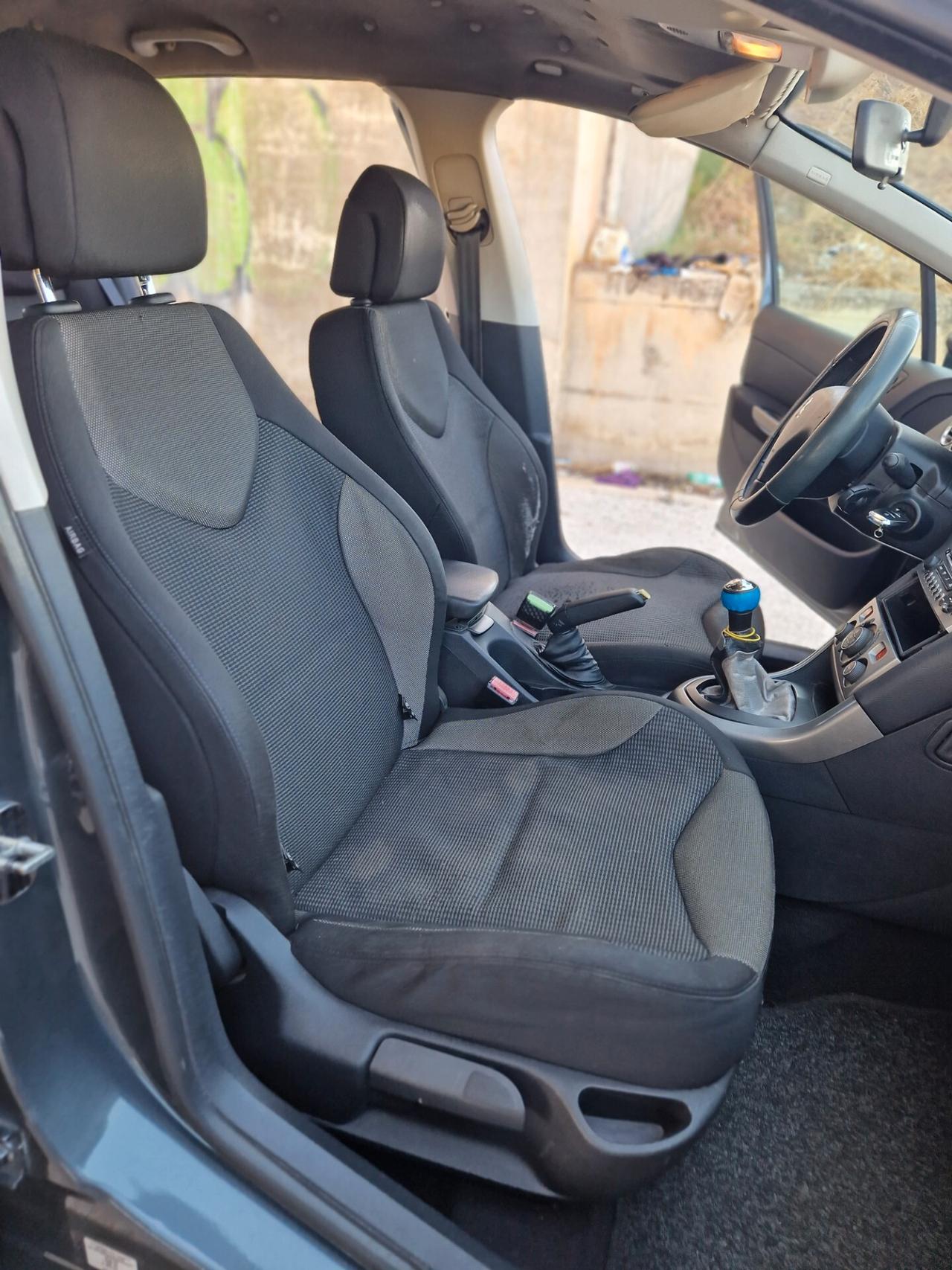 Peugeot 308 1.6 HDi 90CV 5p. Premium