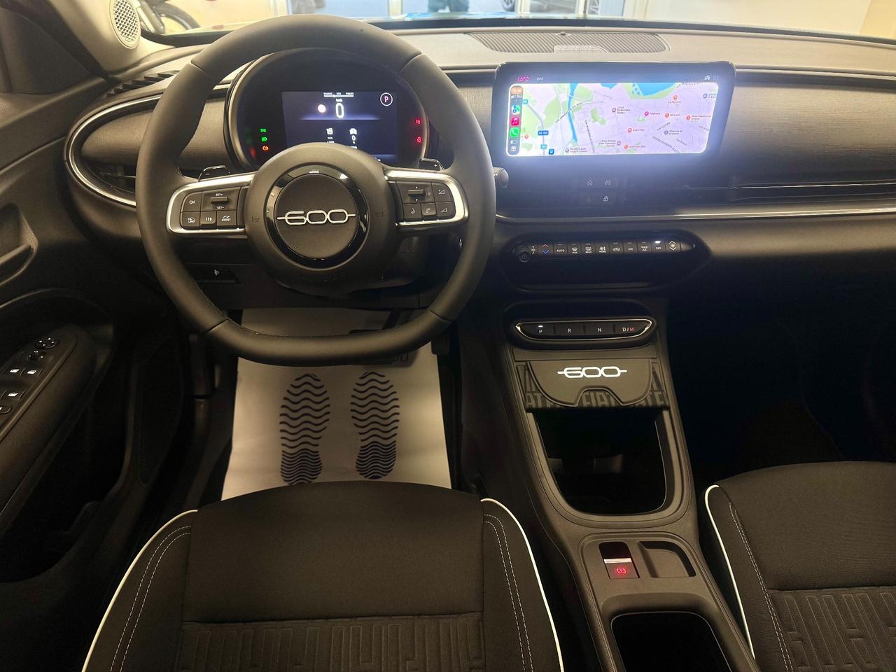 Fiat 600 Hybrid 101 CV DCT MHEV Icon