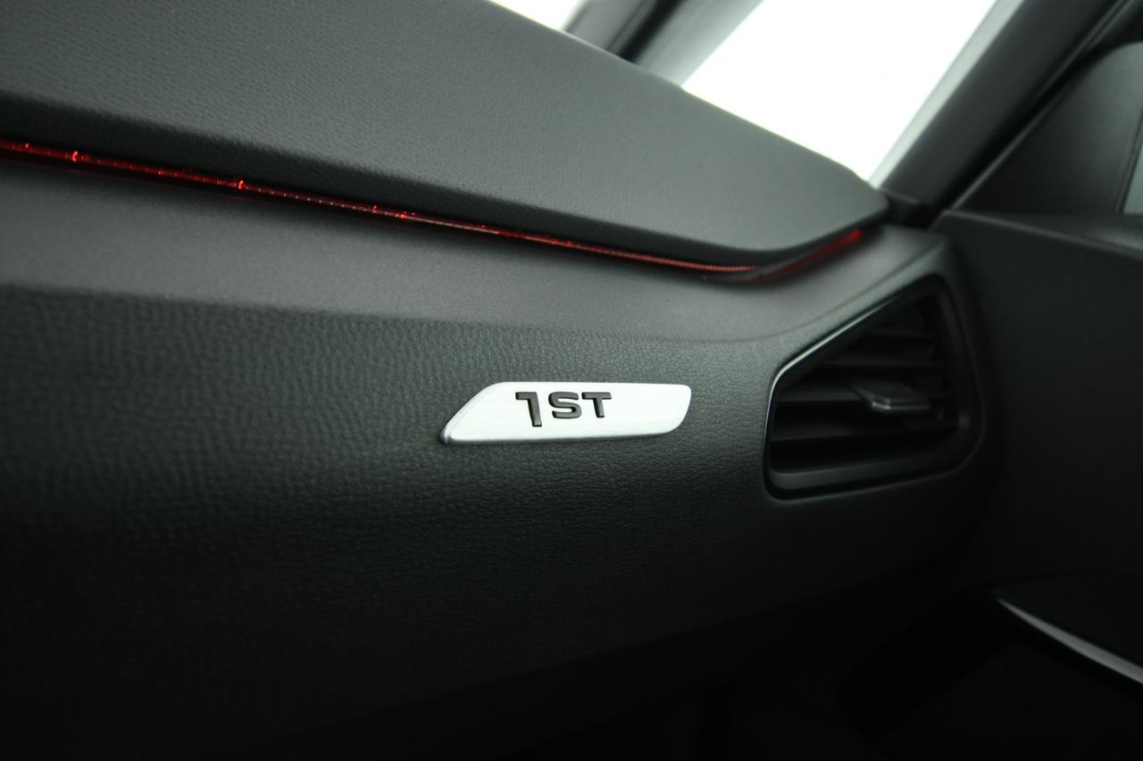 VOLKSWAGEN ID.3 58 kWh 1st edition Plus APP CONNECT+ACC+LED+C18"