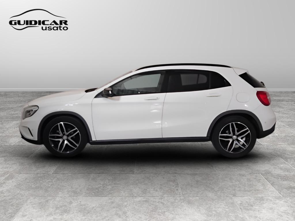 Mercedes-Benz GLA-X156 2014 - GLA 220 d (cdi) Sport 4matic 170cv auto