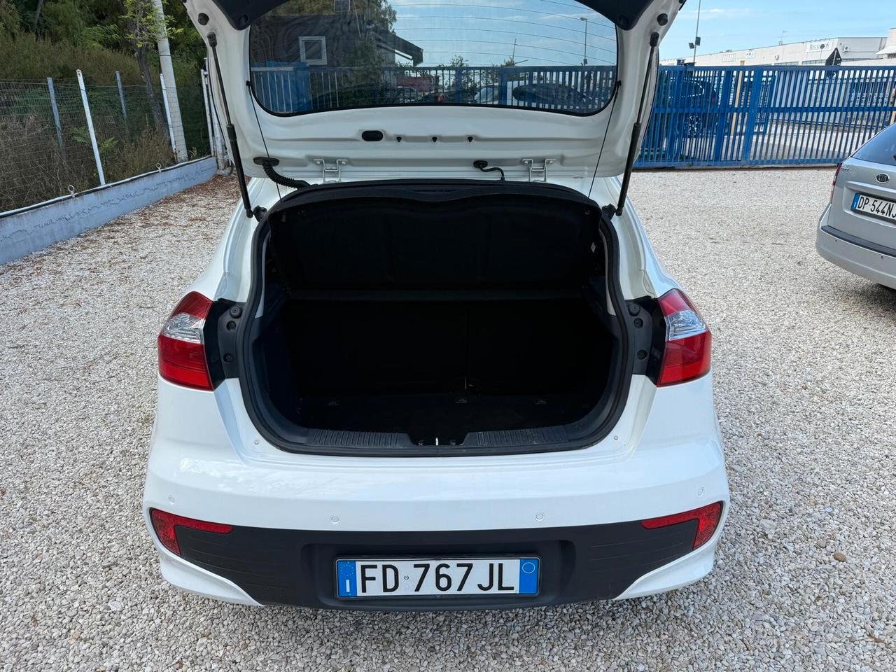 Kia Rio 1.4 CRDi 5p. Cool