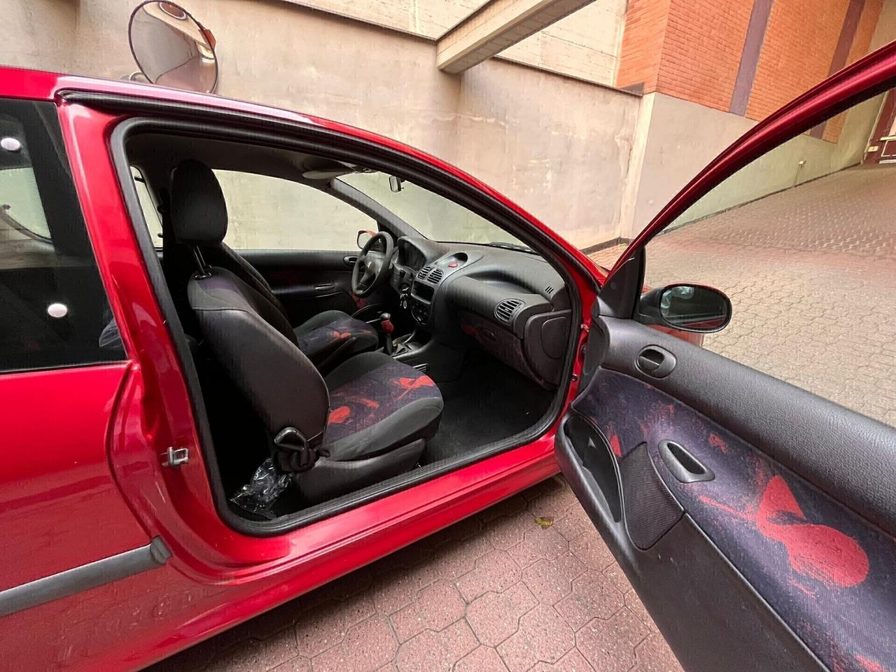 Peugeot 206 - APERTI AD AGOSTO