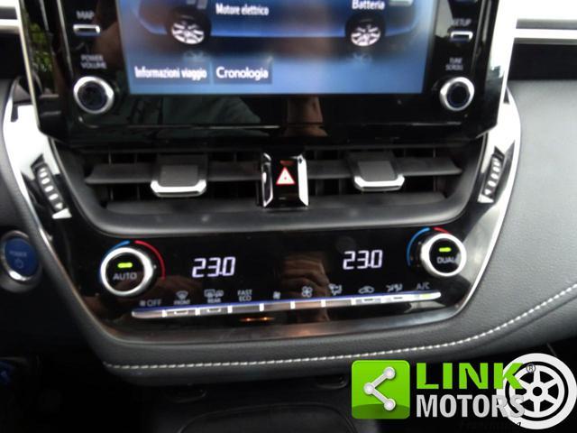TOYOTA Corolla Touring Sports 2.0 Hybrid Business