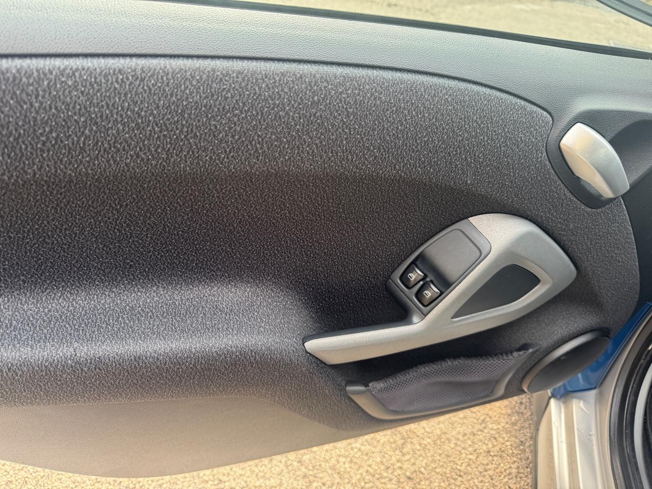 Smart ForTwo 1000 62 kW coupé pulse