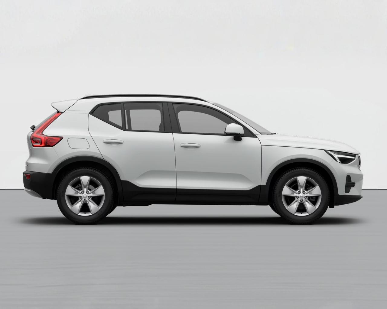 VOLVO XC40 CORE B3 AUTO PREZZO PROMO FINO A FINE MESE