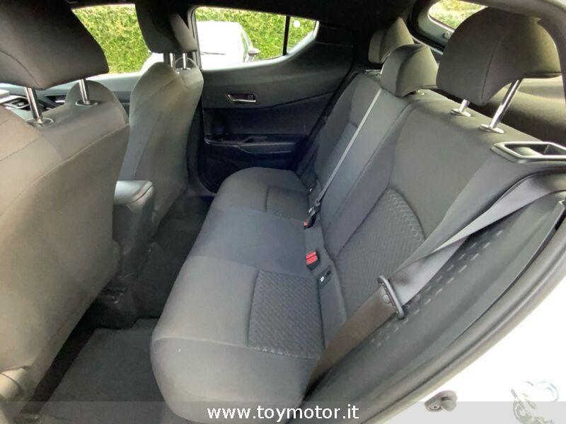 Toyota C-HR (2016-2023) 1.8 Hybrid E-CVT Active