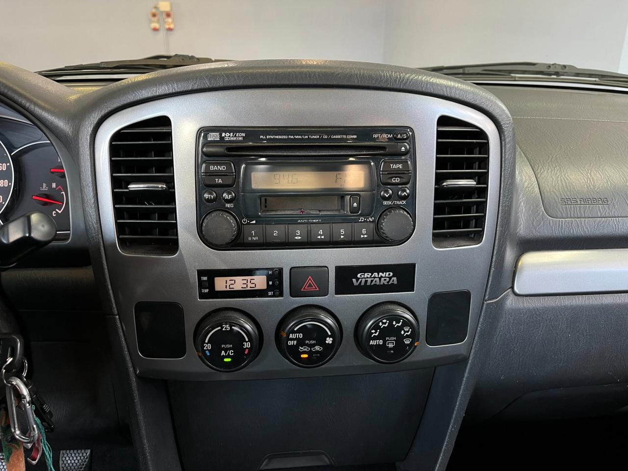 Suzuki Grand Vitara 3p 1.6cc 95cv 4x4 con RIDOTTE