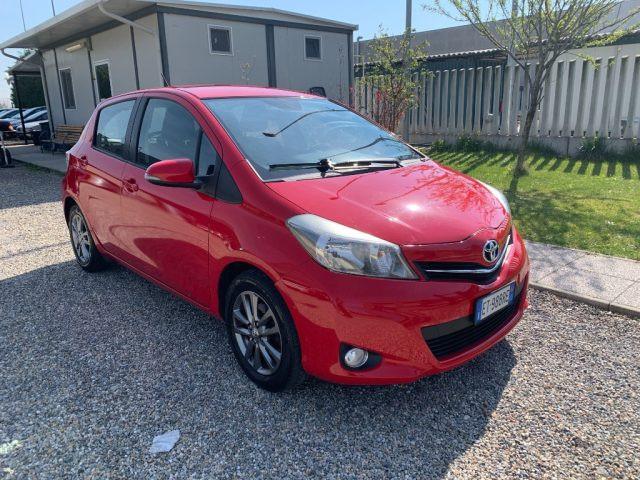 TOYOTA Yaris 1.0 5 porte Lounge