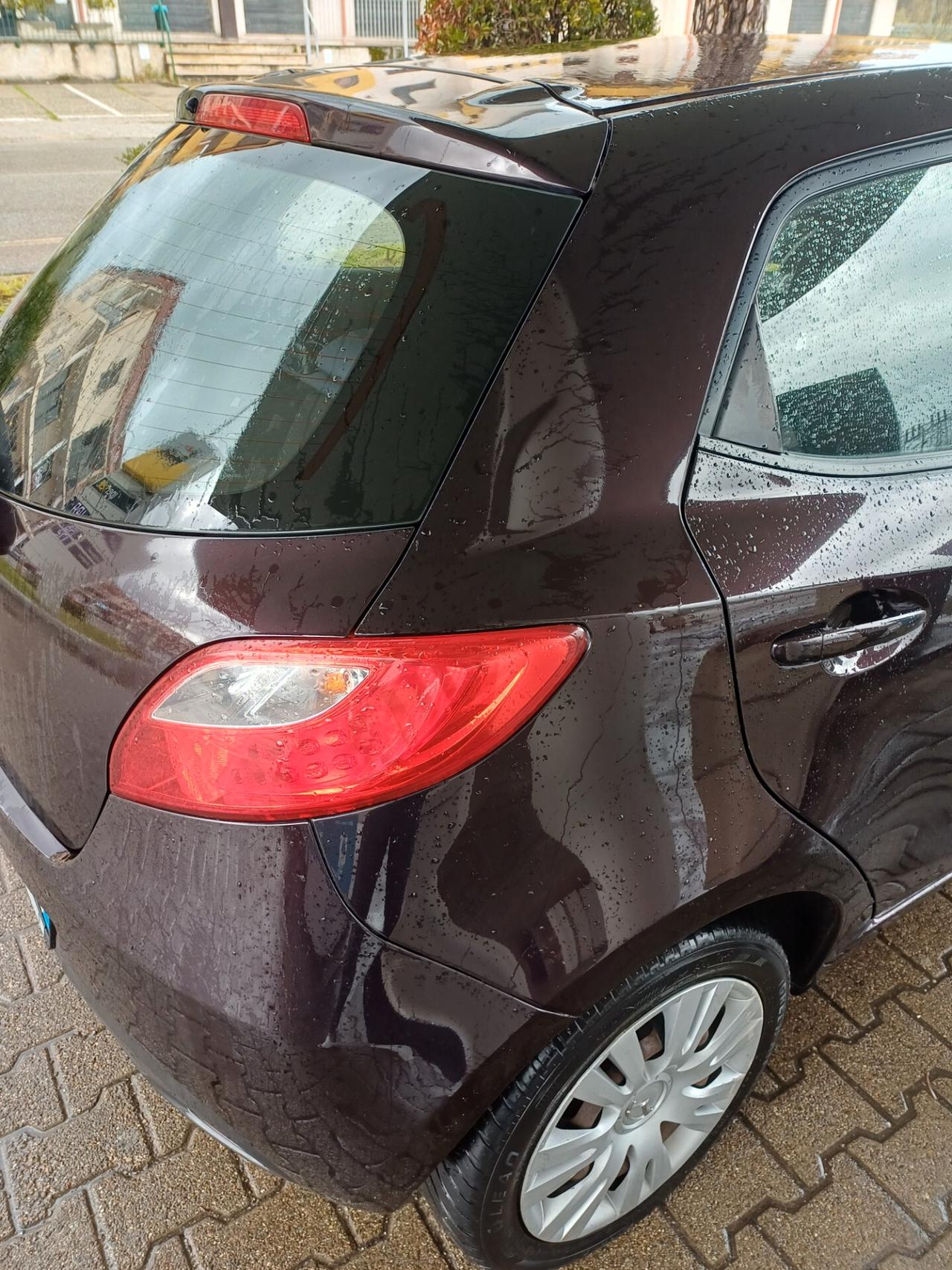 Mazda 2 1.3 benzina GPL 75 cv