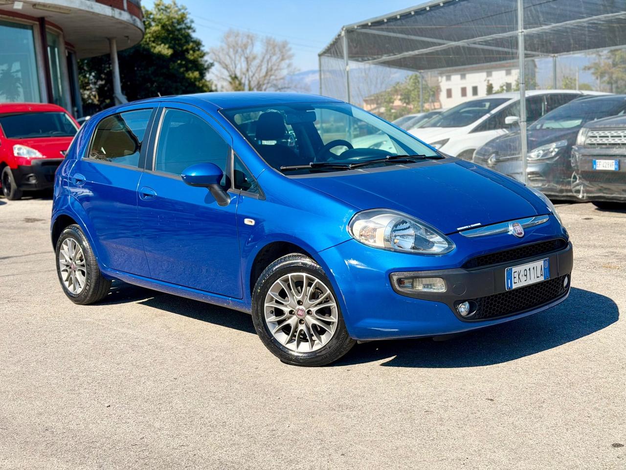 Fiat Punto Evo 2012 1.4 benzina/GPL OK NEOPATENTATI ! ! !