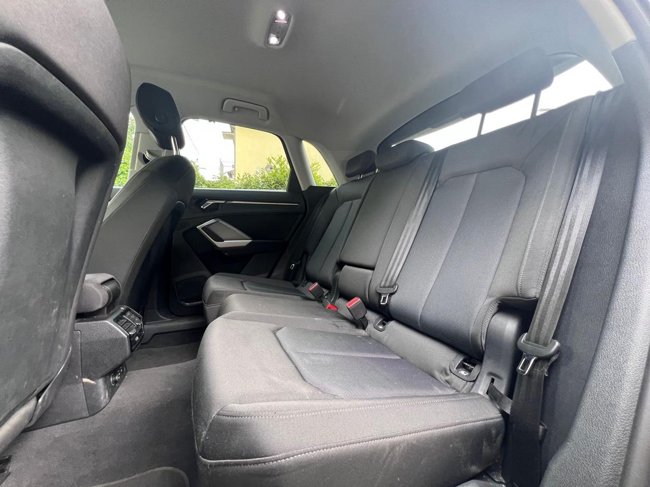 Audi Q3 1.5 35 TFSI S line Edition #10765