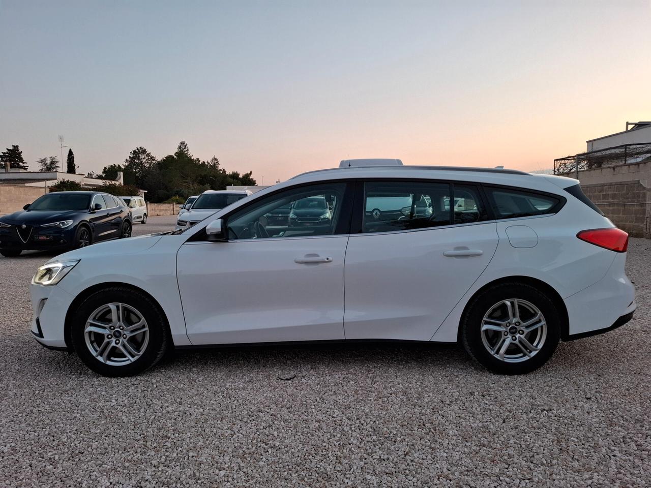 Ford Focus 1.5-120 CV autom.SW *TELECAMERA*NAVI