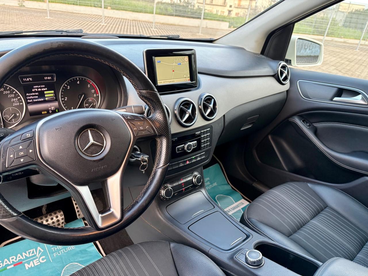 Mercedes-benz B 180 CDI Automatic Premium 2013