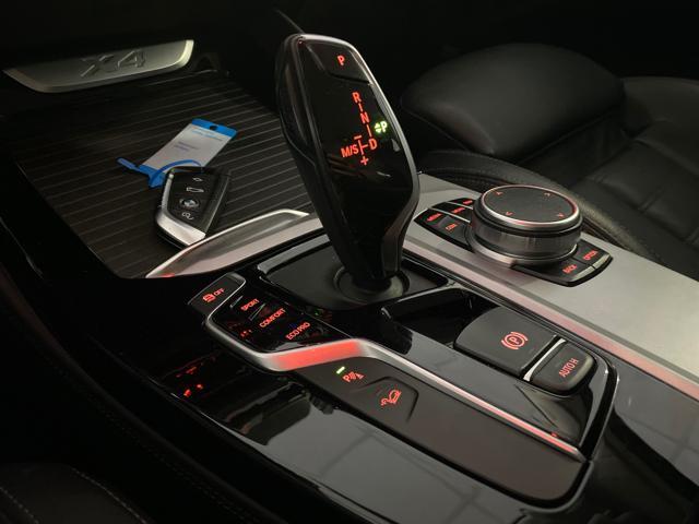 BMW X4 xDrive20d Business Advantage Pelle/Cockpit