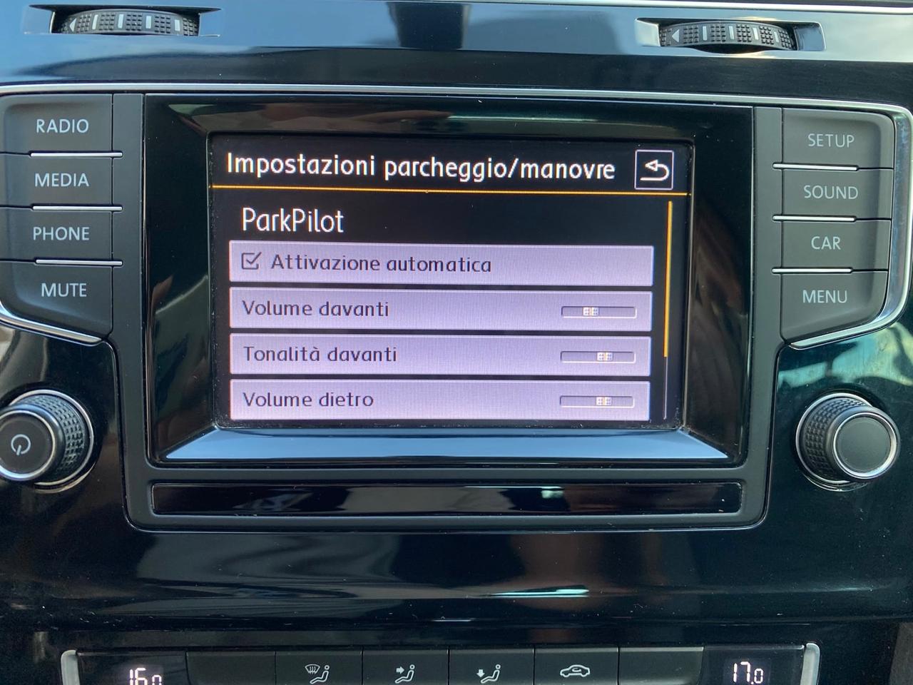 VOLKSWAGEN GOLF 7 COMFORTLINE 1.6 TDI DSG 2013