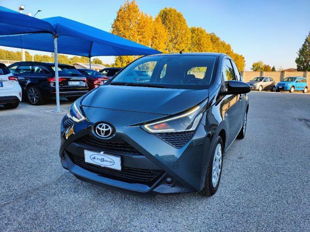 TOYOTA Aygo Connect 1.0 VVT-i 72 CV 5 porte x-play