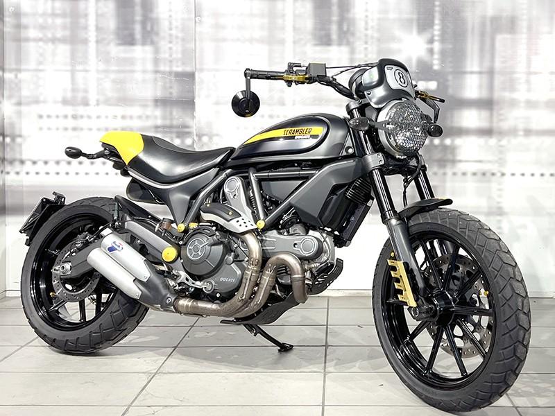 Ducati Scrambler 800 Full Throttle