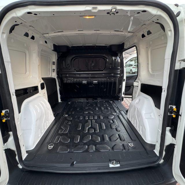 FIAT Doblo 1.6 Mjet 105cv PC-TN CARGO LOUNGE 3 POSTI