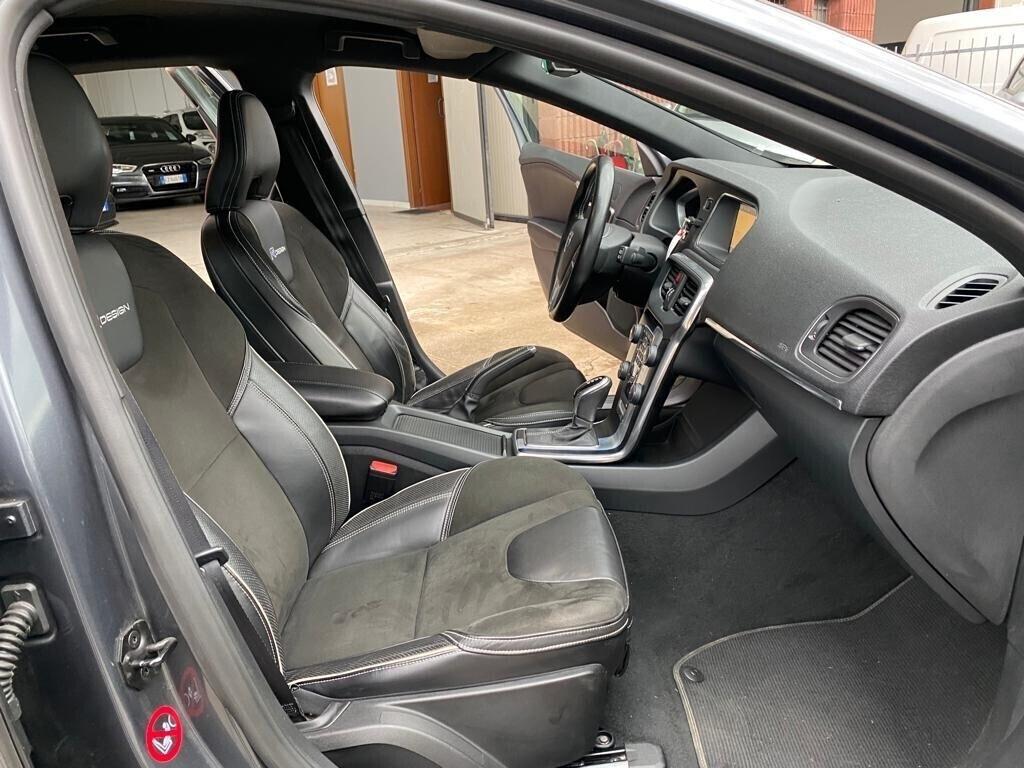 Volvo V40 D2 1.6 Momentum