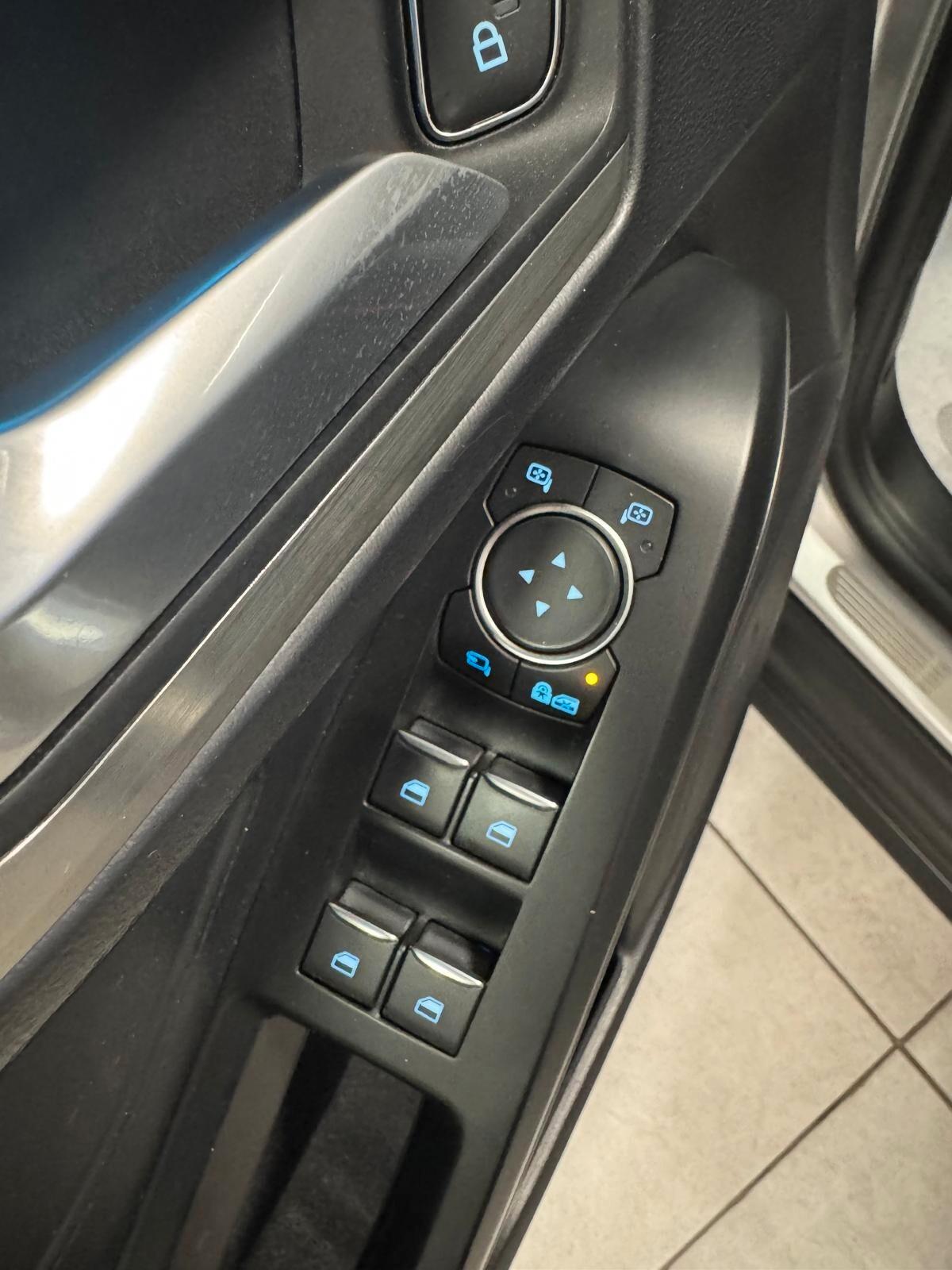 Ford Focus 1.0 EcoBoost 125CV automatico SW Business Co-Pilot