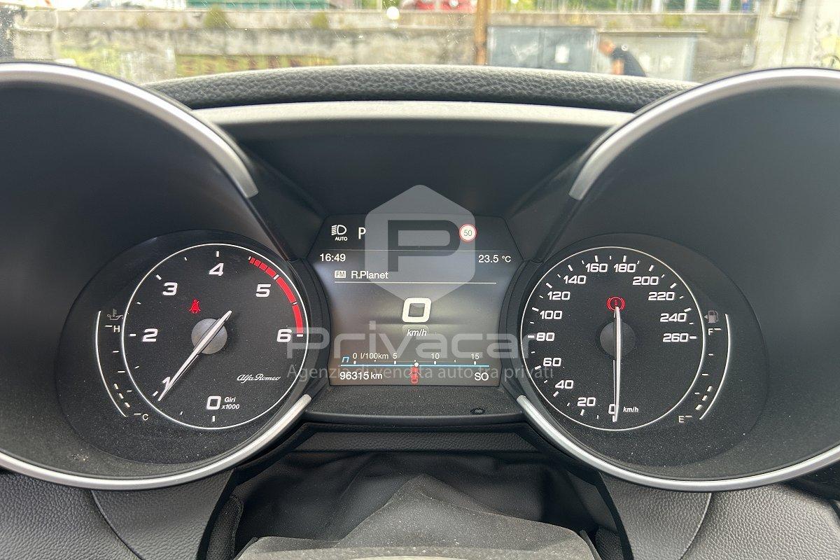 ALFA ROMEO Giulia 2.2 Turbodiesel 210 CV AT8 AWD Q4 Veloce