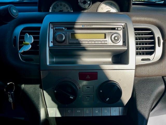 Lancia Ypsilon 1.3 MJT 16V 75 CV