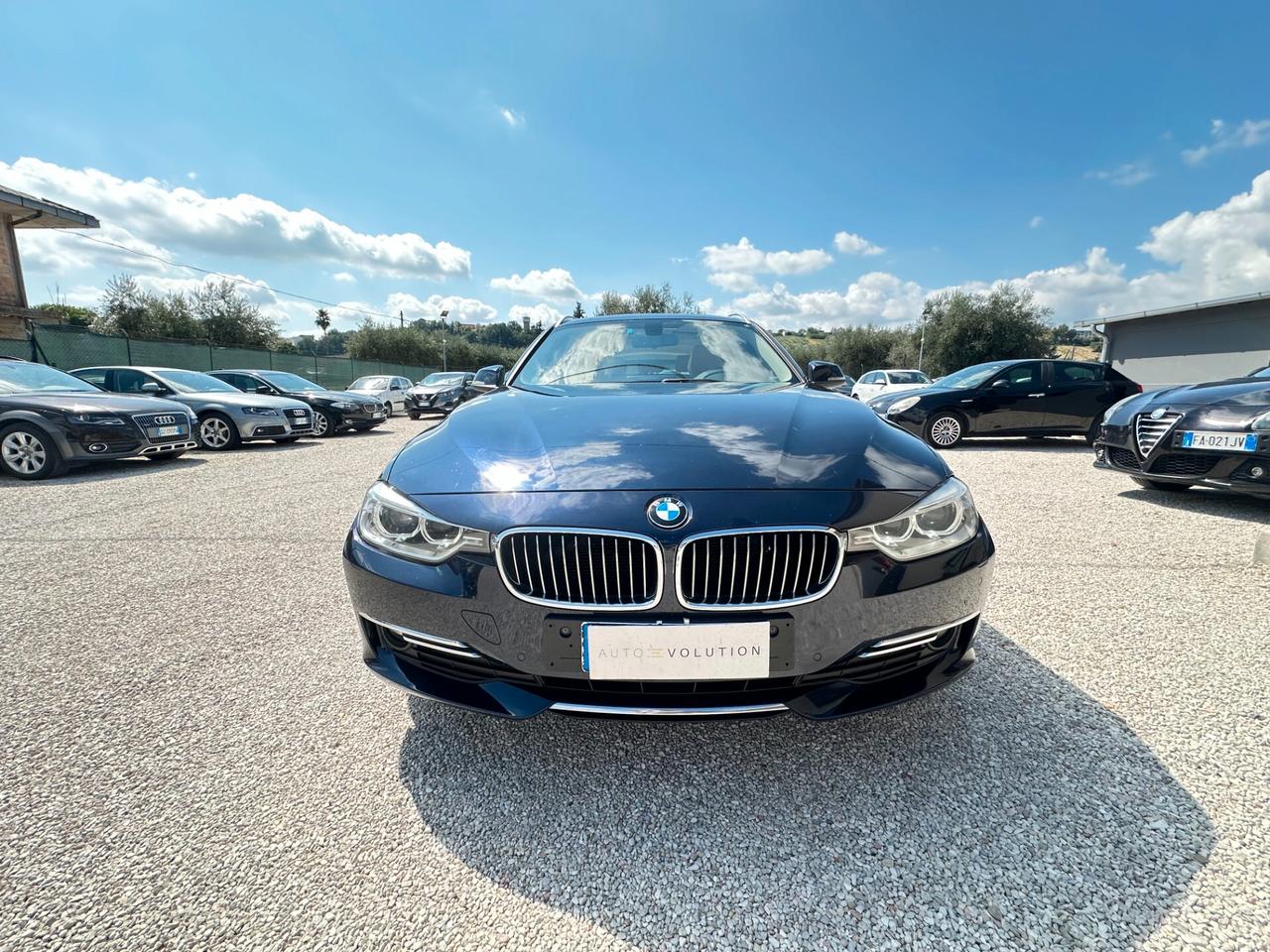Bmw 318d Touring Luxury 197.106 km FULL OPTIONAL