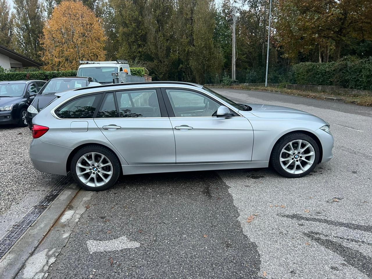 Bmw 320 320d Touring Luxury