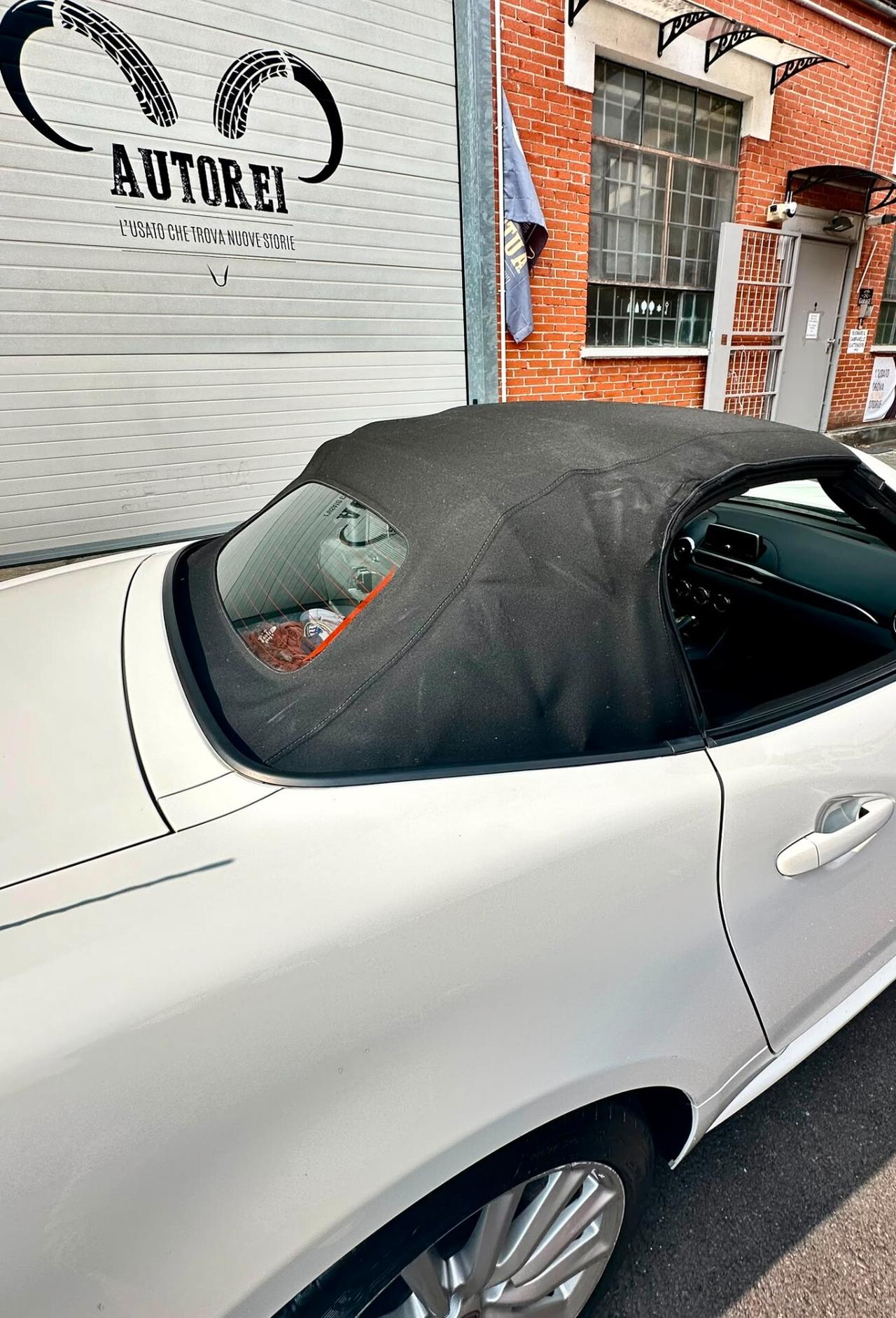 Fiat 124 Spider 1.4 cabrio