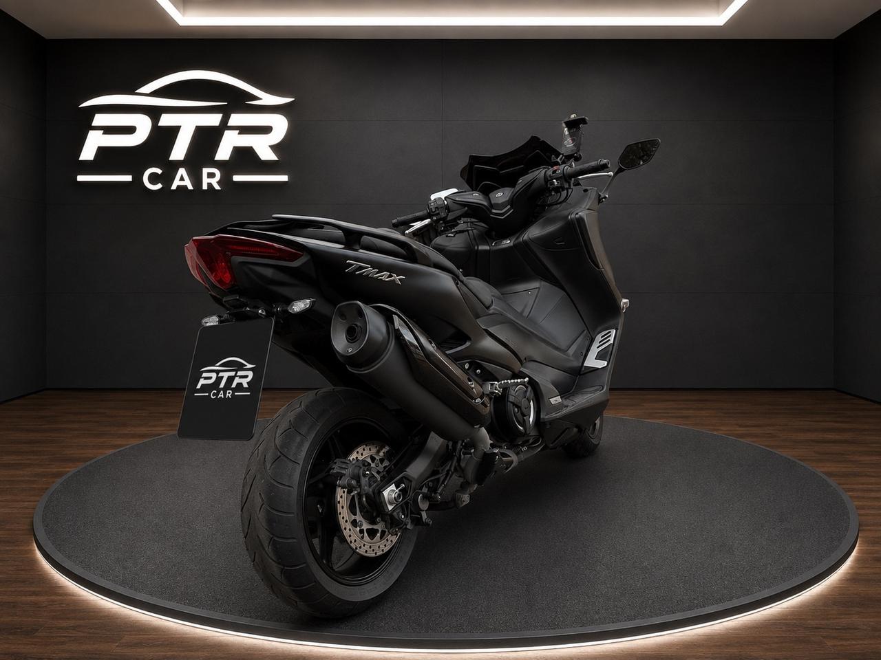 Yamaha TMAX 560