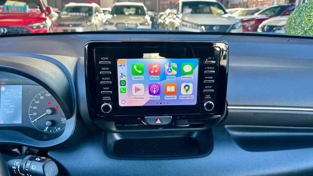 Toyota Yaris 1.5 Hybrid 92CV Business +Neopatentat