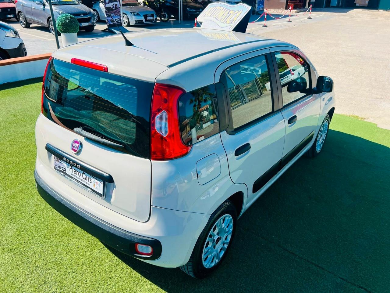 FIAT PANDA AUTOMATICA BENZINA ANNO 2017
