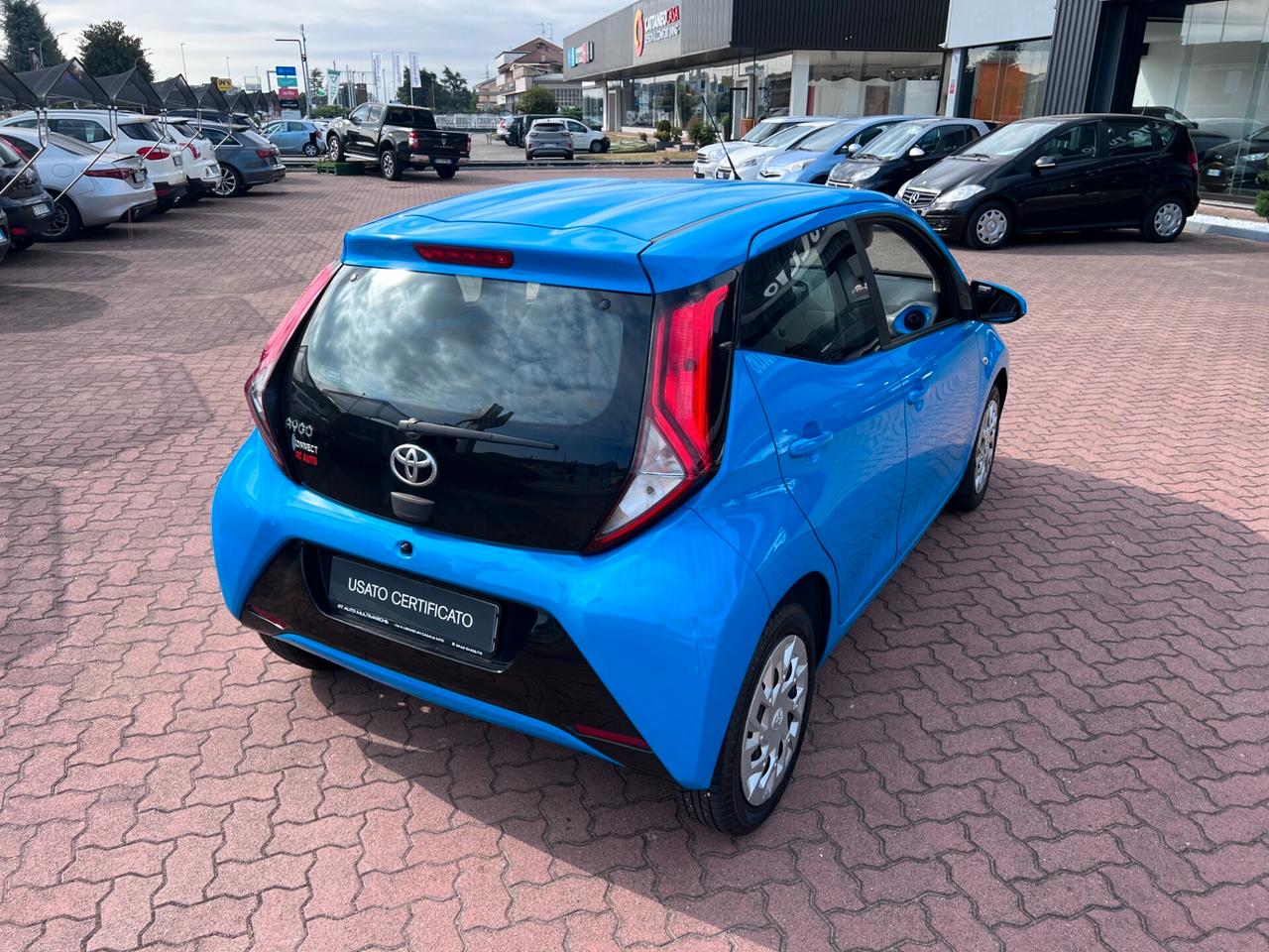 Toyota Aygo Connect 1.0 VVT-i 72 CV 5 porte x-clusiv