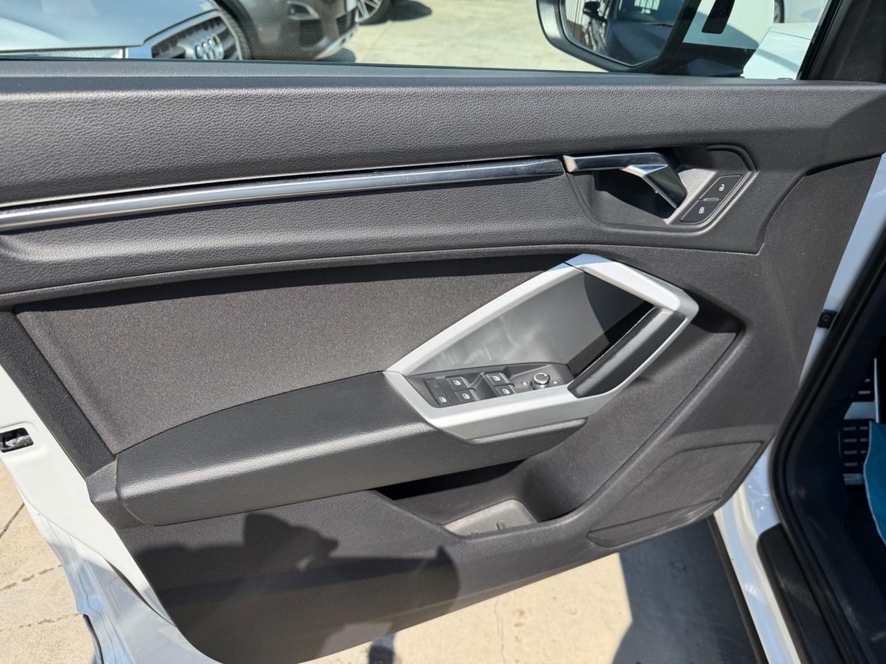 Audi Q3 35 TDI 150 CV S tronic Business