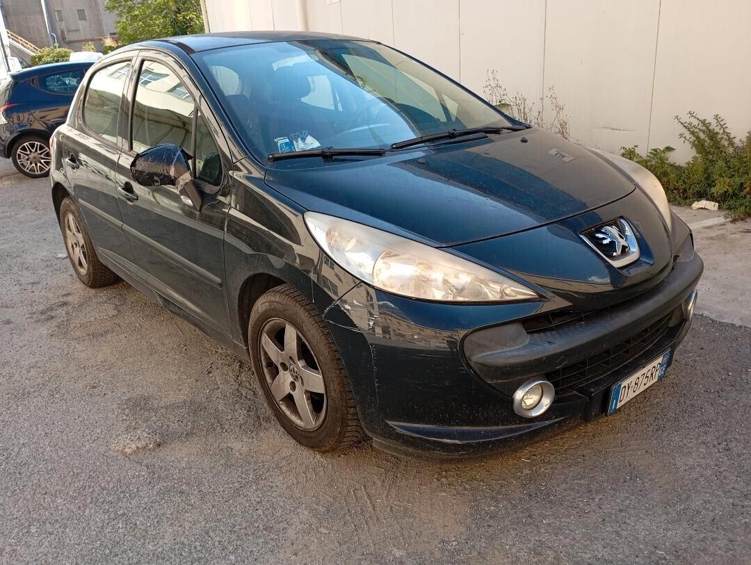 Peugeot 207-GPL/Benzina-2009