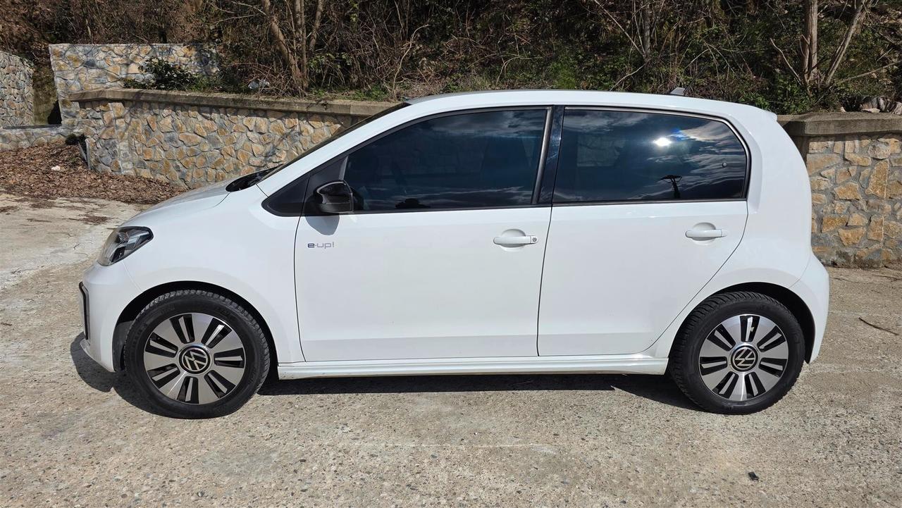 Volkswagen up! e-up! 82 CV