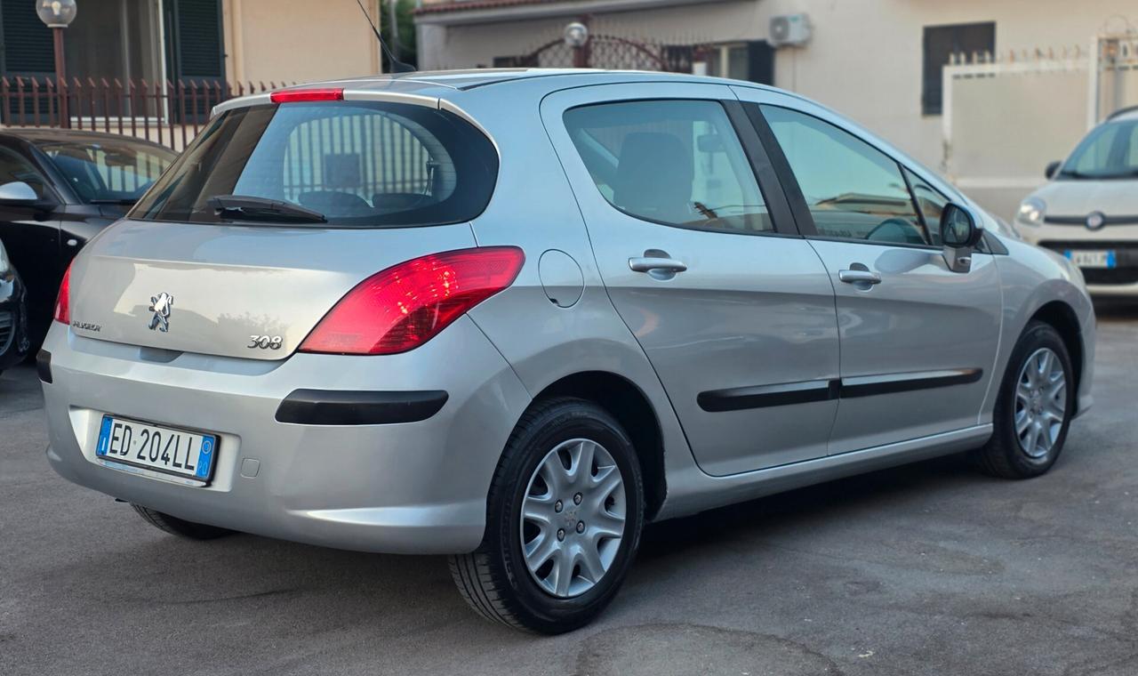 Peugeot 308 1.6 HDi 90CV 5p. Tecno
