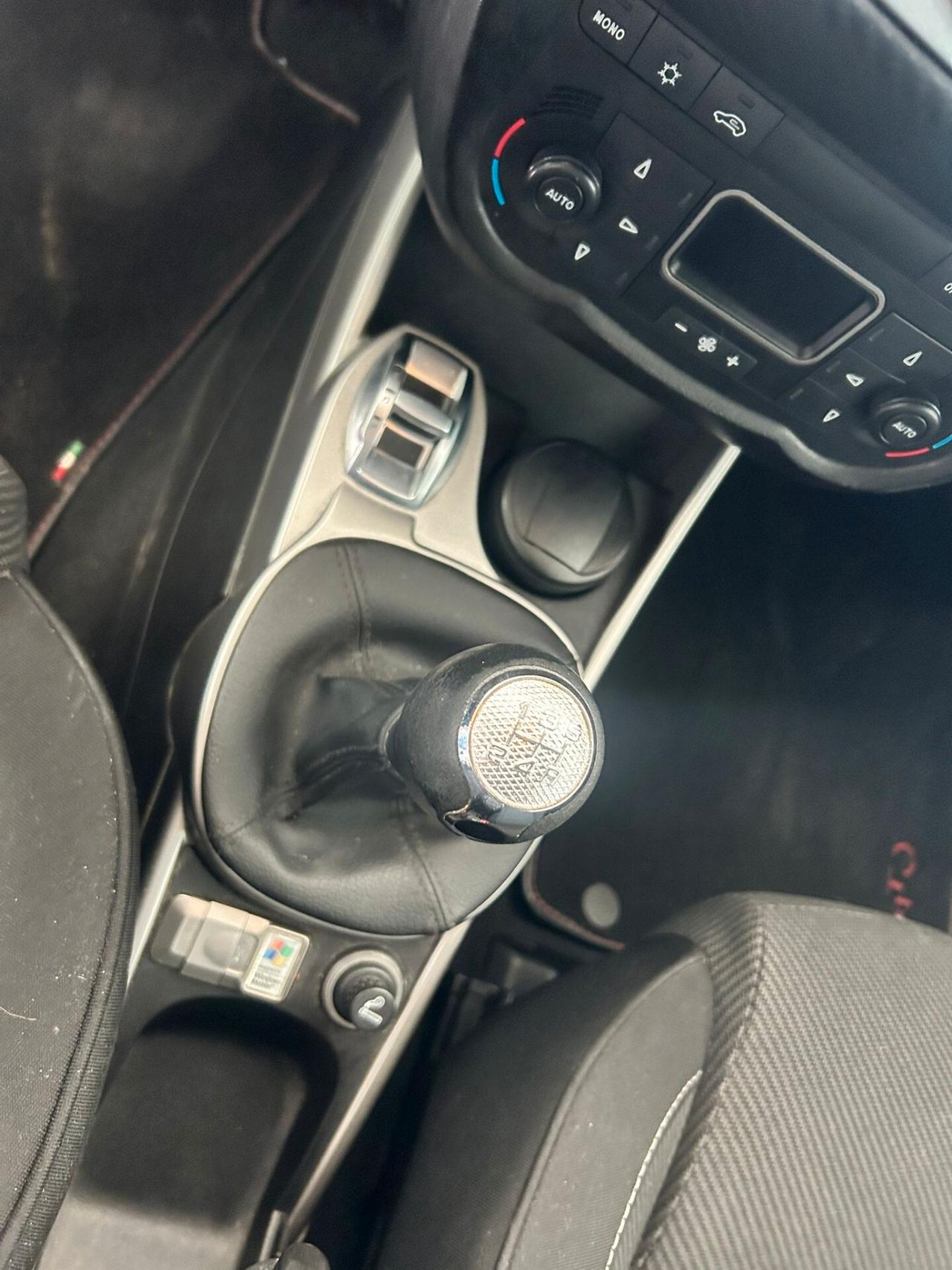 Alfa Romeo MiTo 1.3 JTDm-2 x neopatentati 2011