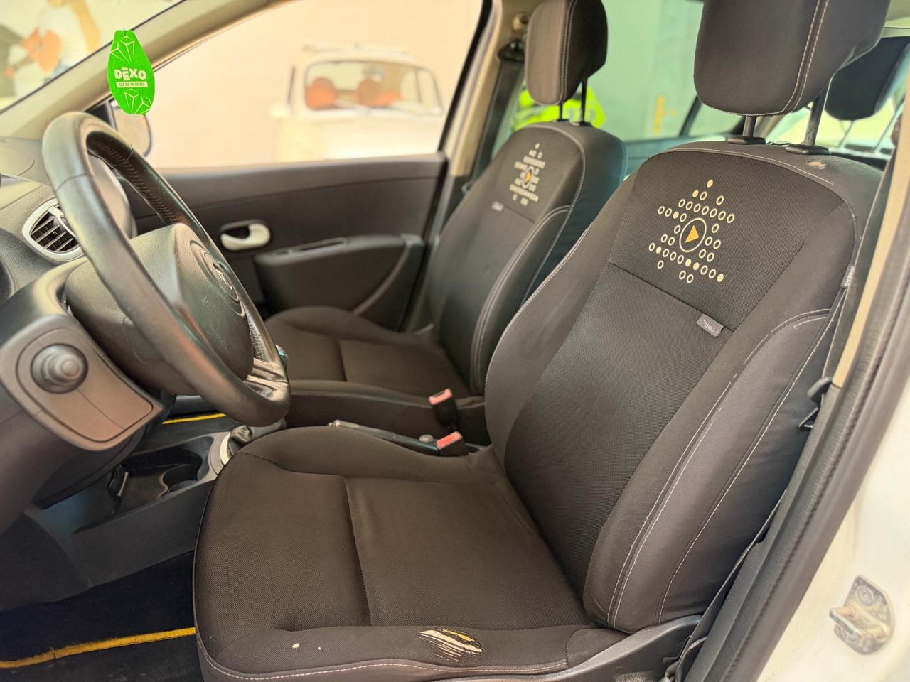 Renault Clio 1.2 16V 5 porte