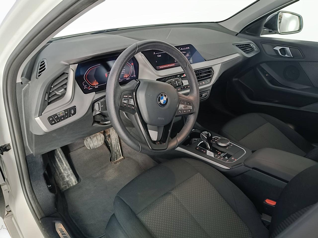 BMW Serie 1 F40 - 116i Msport Exterior auto