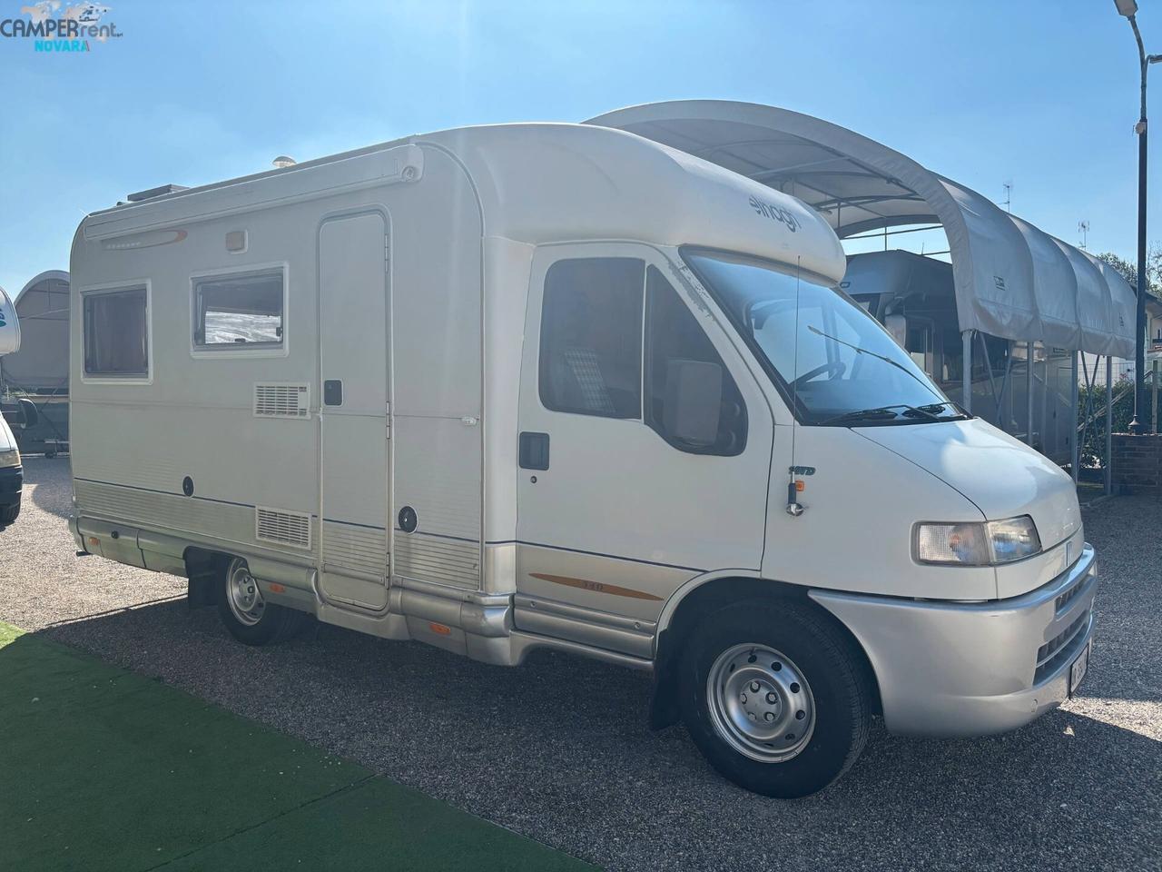 ELNAGH SLEEK 540 - Semintegrale con Dinette a ferro di cavallo in coda