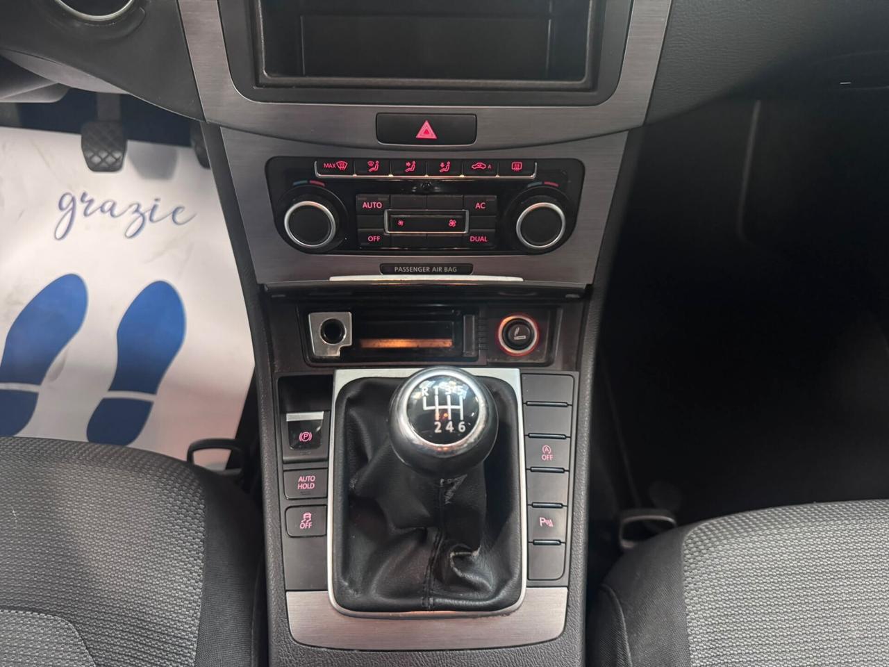Volkswagen Passat 2.0 TDI Comfortline BlueM. Tech.