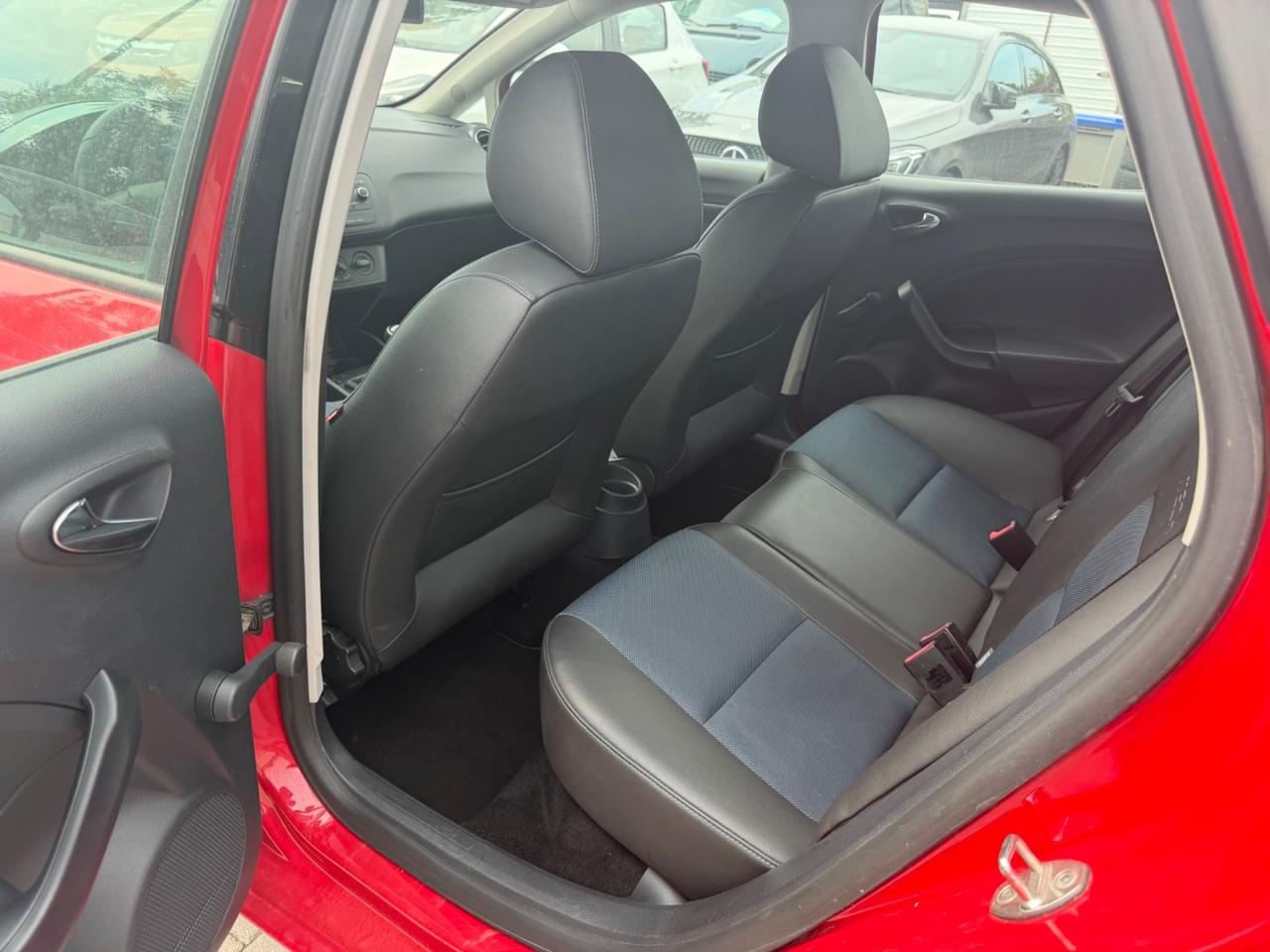 Seat Ibiza 1.2 70 CV 5 porte Business High