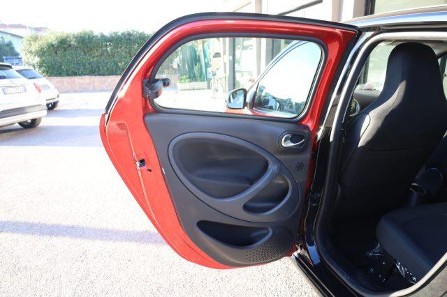 SMART ForFour 70 1.0 twinamic AUTOMATICA Passion PanoramaTEL USB