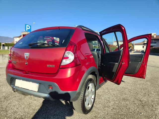 DACIA Sandero Stepway 1.6 Benzina ( TAGLIANDATA )